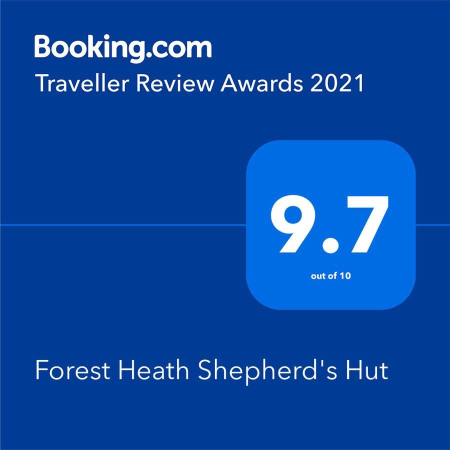 Forest Heath Shepherd'S Huts Ringwood Exterior foto